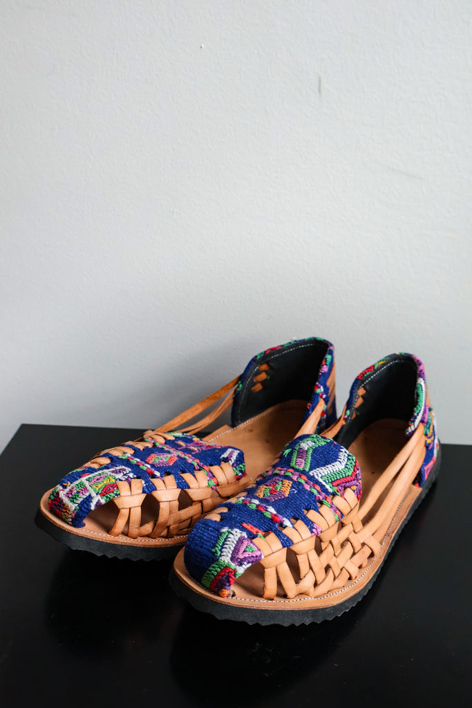 🥥 Hiptipico Huipil Huaraches - Size 40