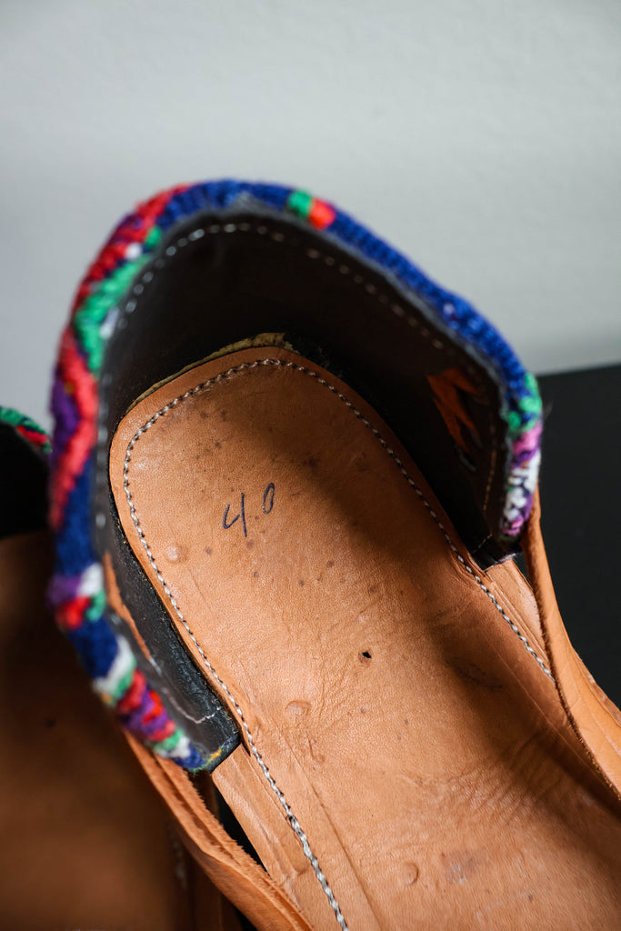 🥥 Hiptipico Huipil Huaraches - Size 40