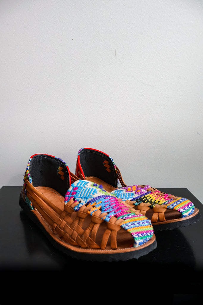 🥥 Hiptipico Huipil Huaraches - Size 38