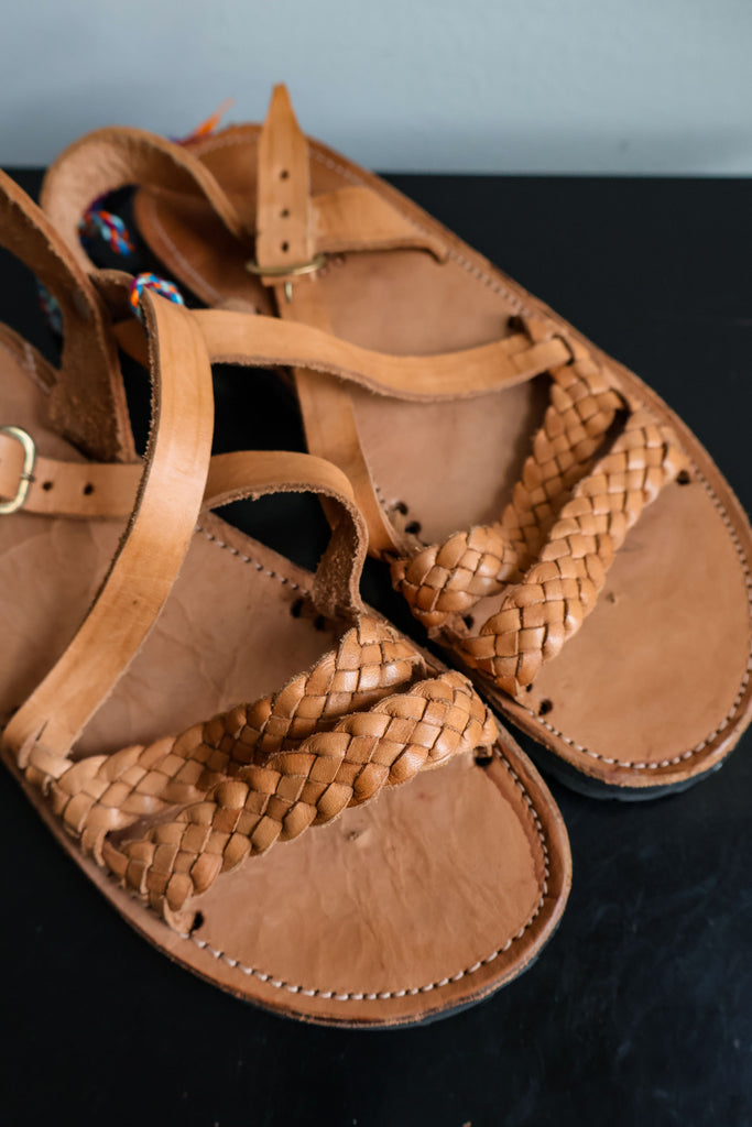 🥥 Hiptipico Boho Sandal - Size 35