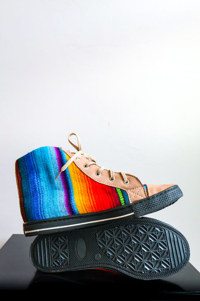 🌈 Hiptipico High Top Sneaker - Size 40