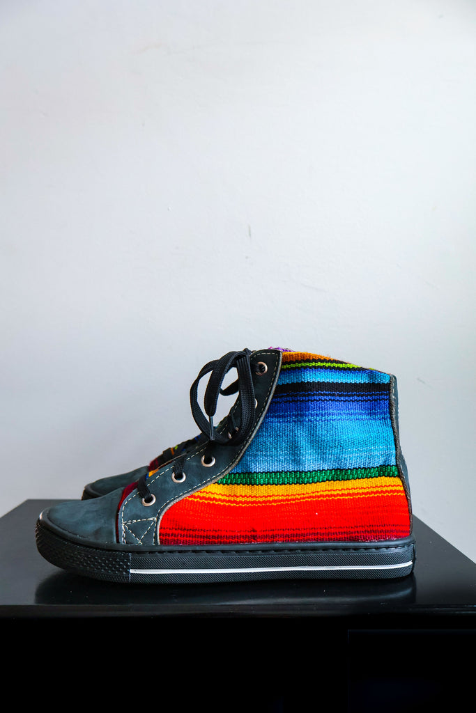 🌈 Hiptipico High Top Sneaker - Size 38