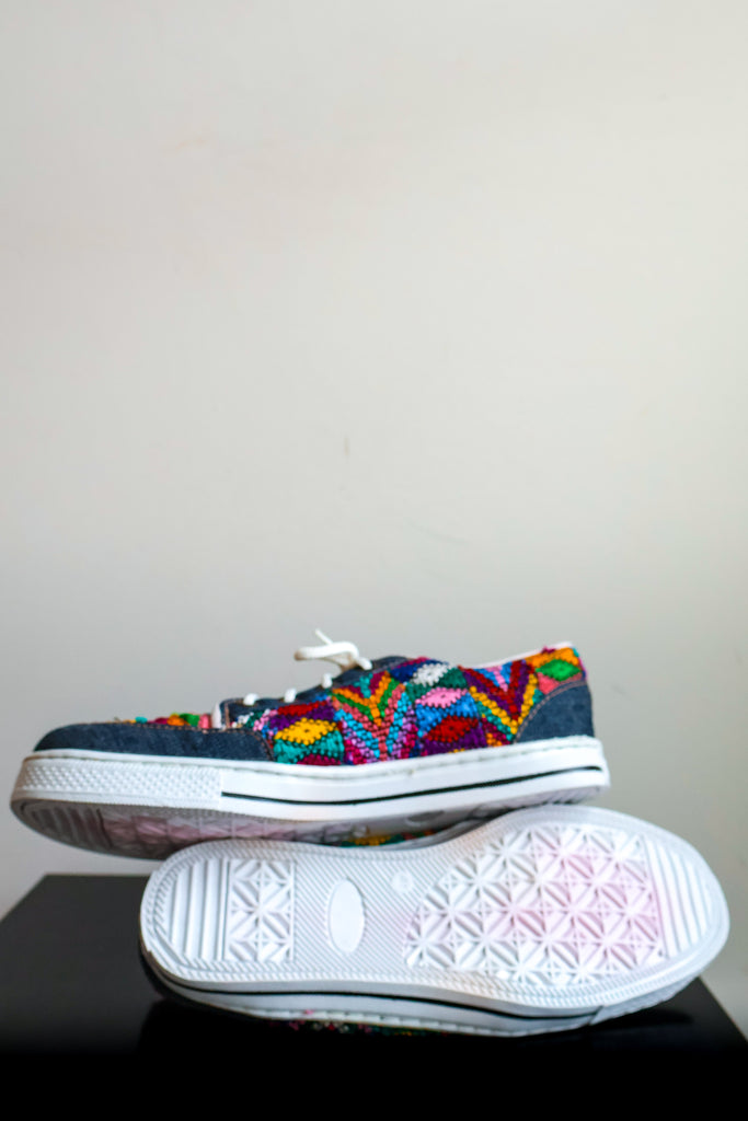 🌈 Hiptipico Classic Sneaker - Size 41