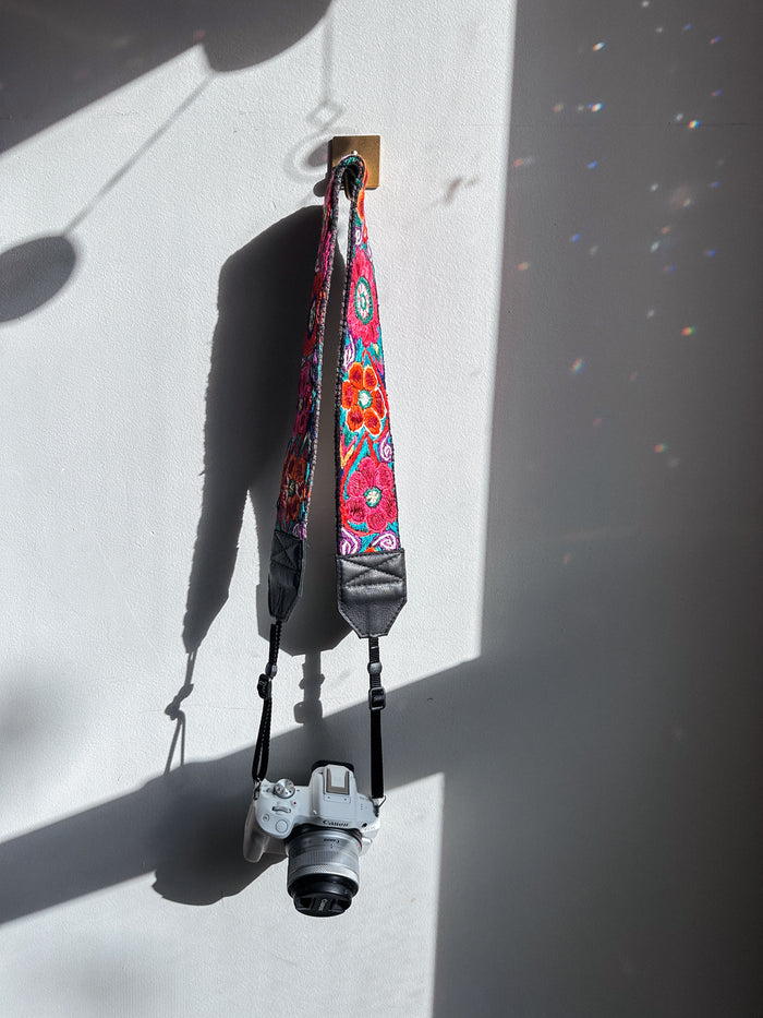 ⚡️ Hiptipico Original Camera Strap - Rosalia